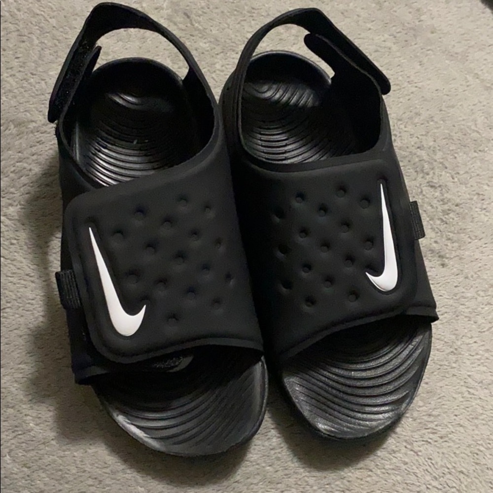 Nike SUNRAY